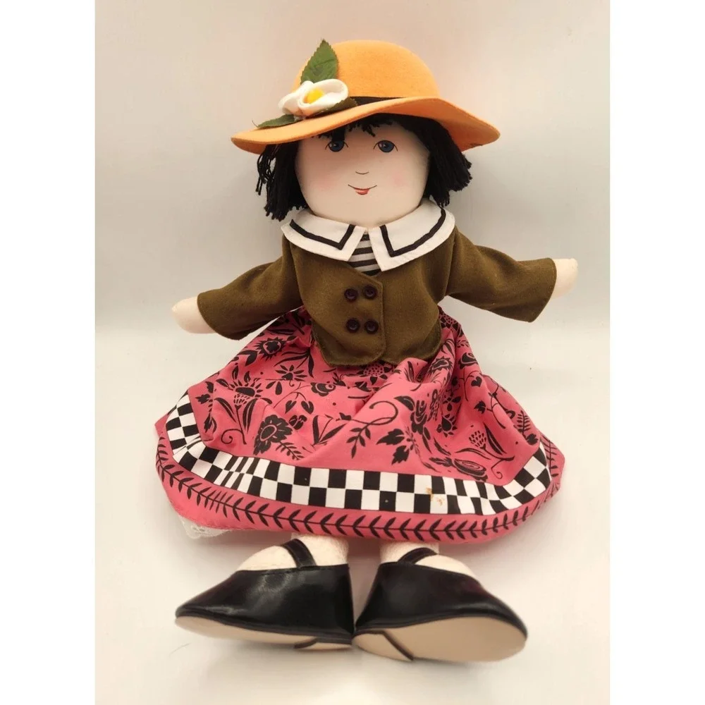 Mary Engelbreit Meghan Girl Cloth Doll Hat Shoes Dress Yarn Hair SCARCE